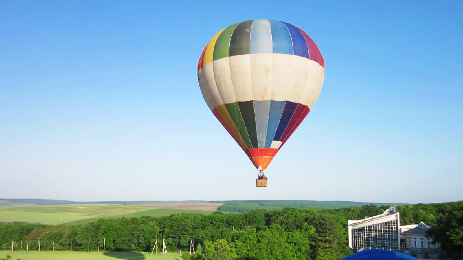 Zbor cu balonul cu aer cald