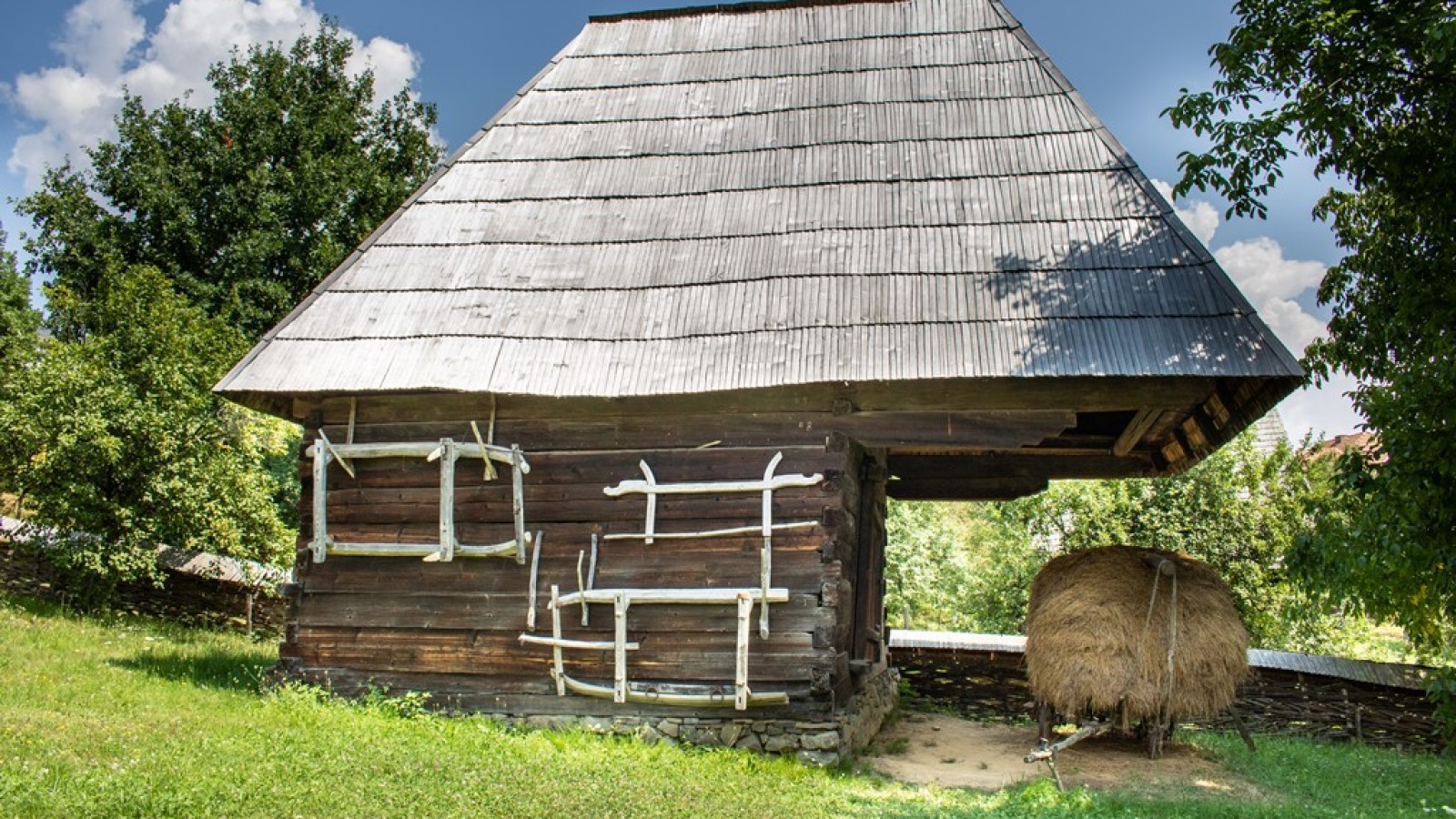 Muzeul Satului - Muzeul Judetean de Etnografie si Arta Populara Maramures