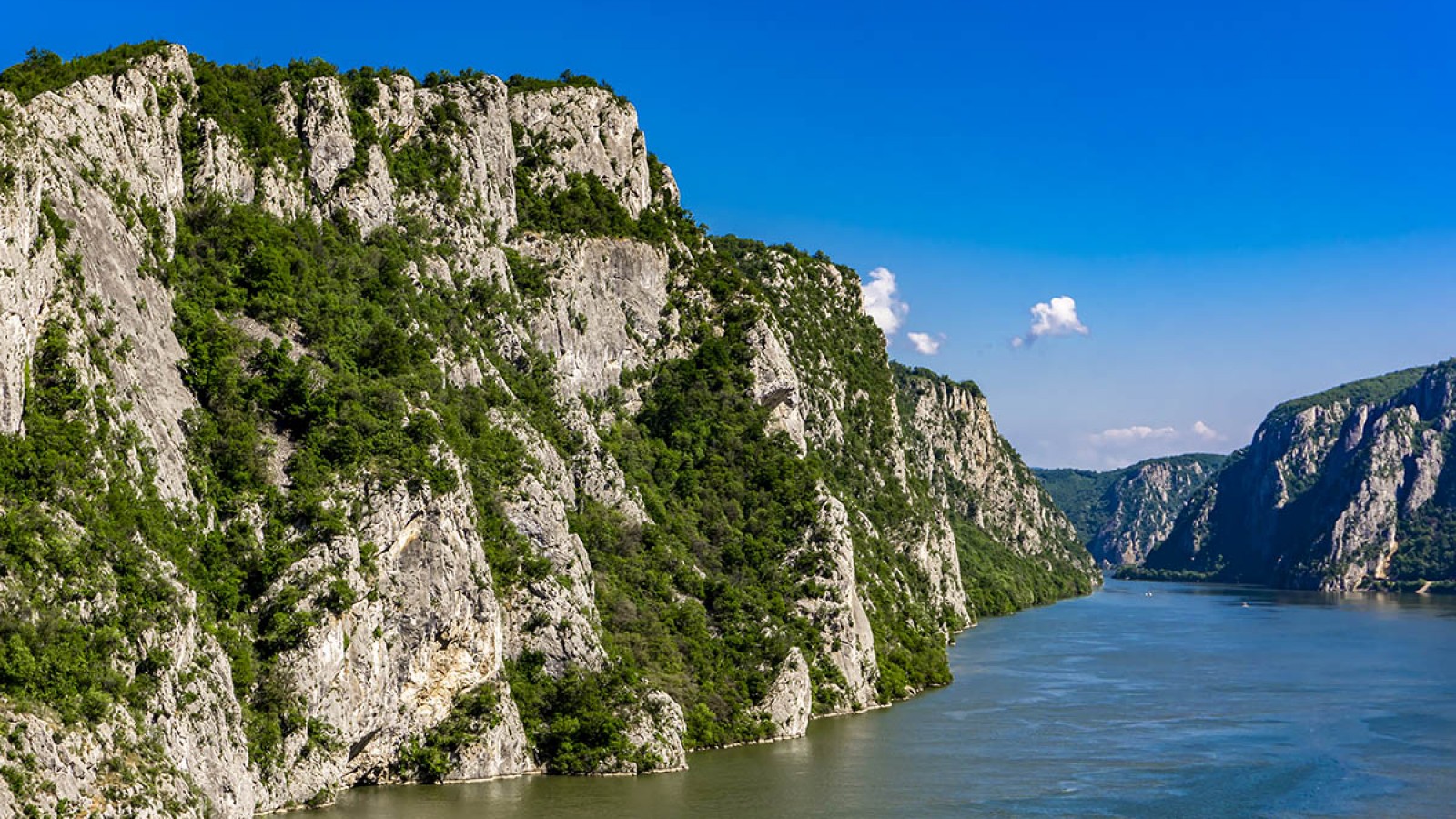 Lecții de ski nautic pentru începatori/avansați pe Dunăre